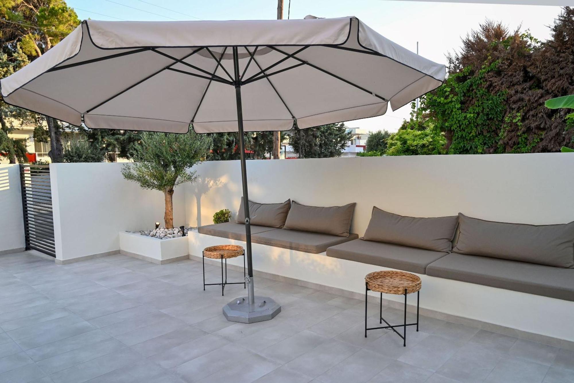 Rhotheon Suites In Ialysos  Exterior photo